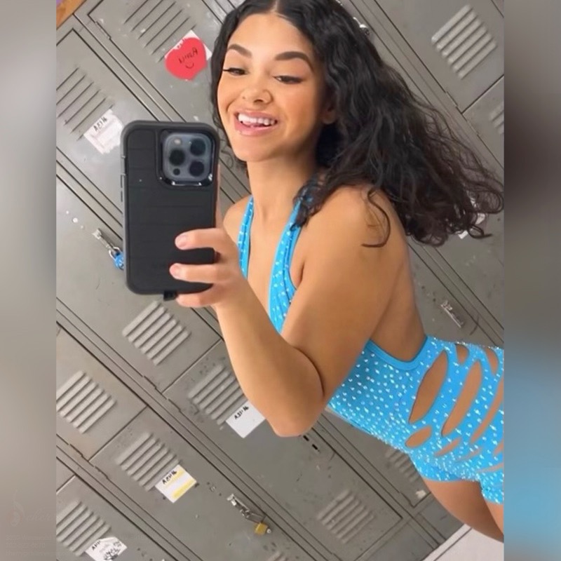 McKenzie las vegas girl