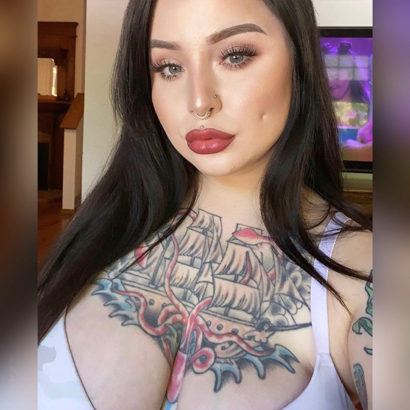 Olivia sexy vegas party girl