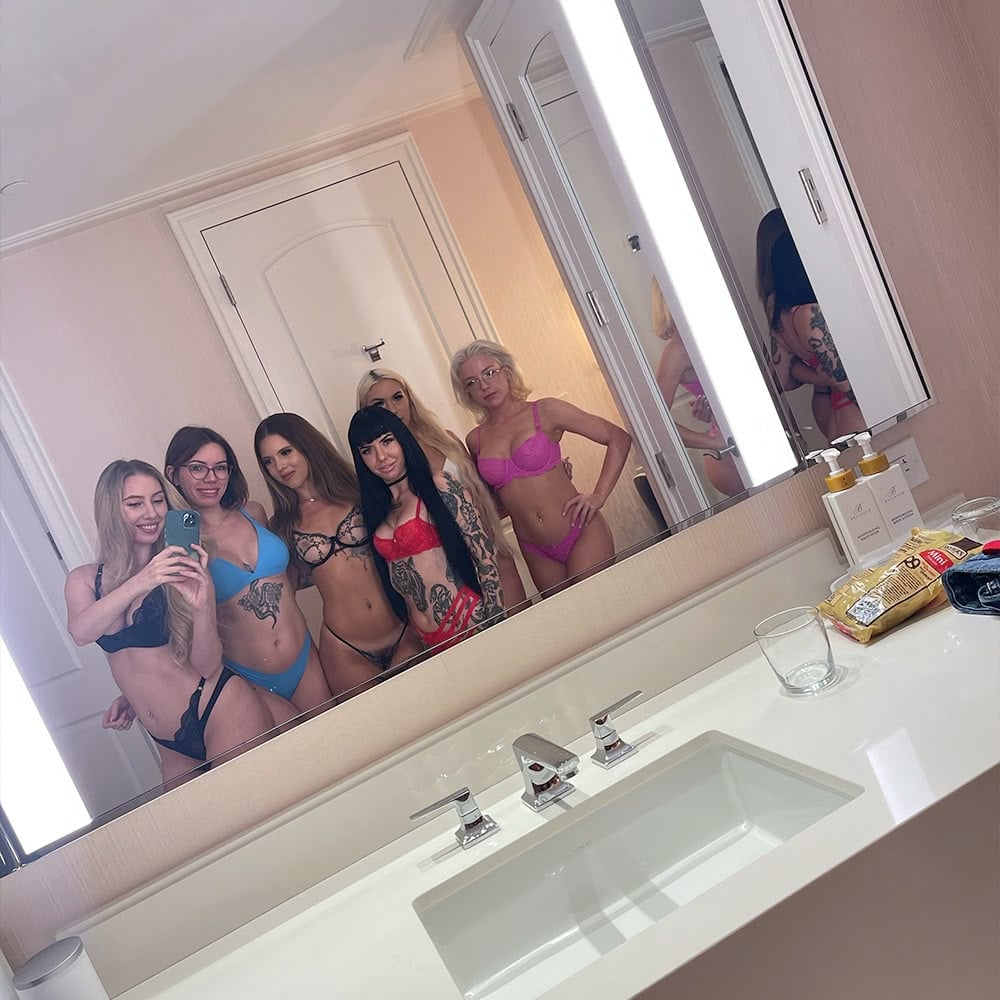 vegas cherry girls couples entertainment